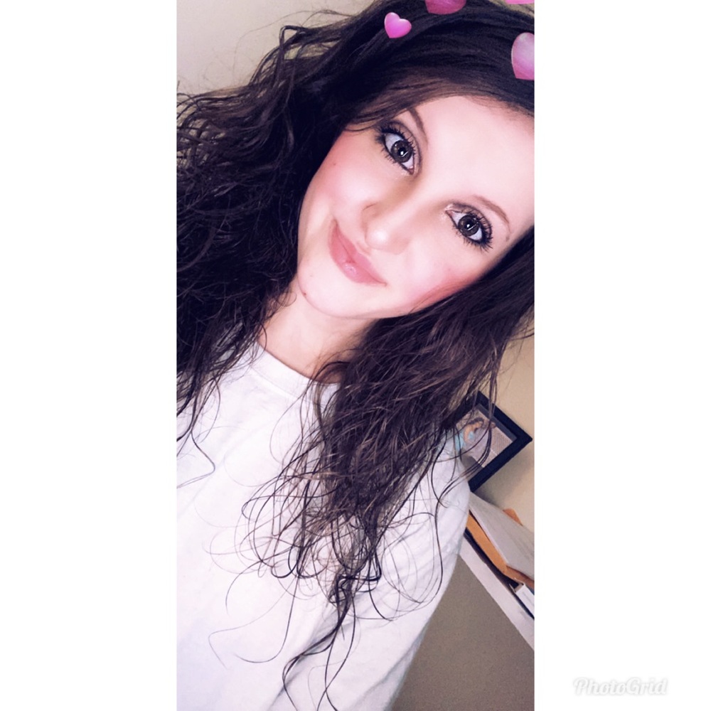 Meet your Posher, Savannah